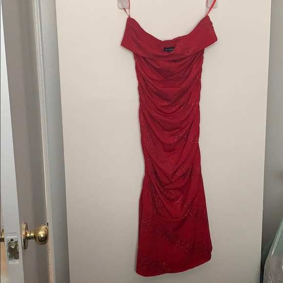 Sparkly red dress - Picture 2 of 2